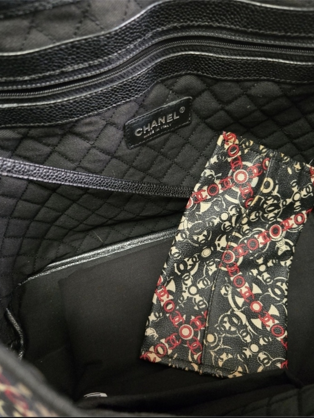 Chanel Coco Black Tote Bag with Red Patterned Accents - Picture 9 of 10